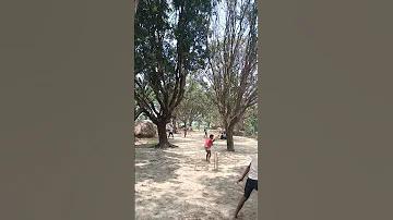 বাচ্চাদের কি ভারী ব্যাট লাগবে