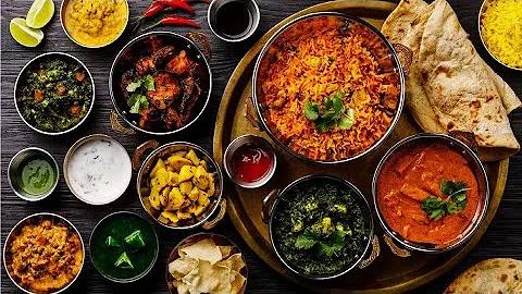ঘব